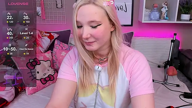 MeowkaKitty online show from 4, 2, 2025