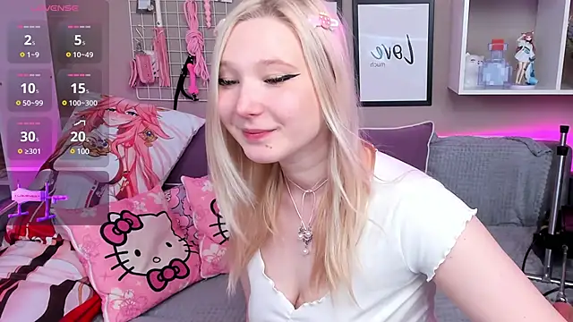 MeowkaKitty online show from 17, 2, 2025