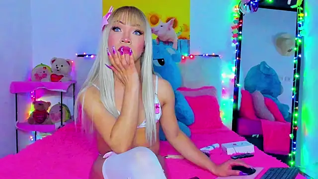 Snapshot of Candy_Candy__ chatting on 5, 1, 2025 Candy Candy online show from 5, 1, 2025