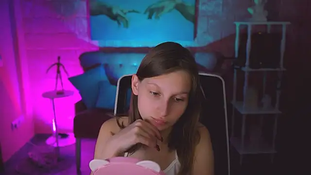 EllaHorton online show from 19, 11, 2025