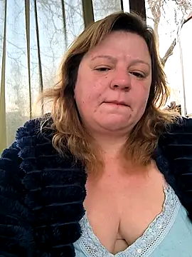 jusichka online show from 2, 3, 2026