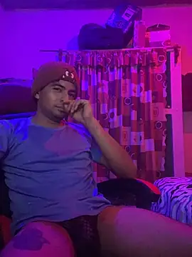 Snapshot of yObal-hot chatting on 25, 4, 2026 yObal-hot online show from 25, 4, 2026