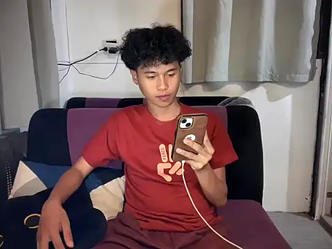 Snapshot of Asiantwink21 chatting on 10, 1, 2026 Asiantwink21 online show from 10, 1, 2026