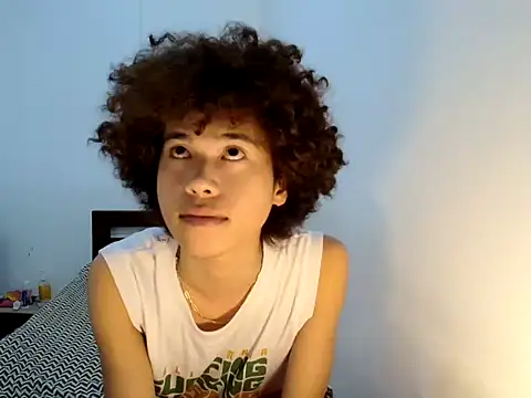 Asiantwink21 online show from 25, 6, 2026