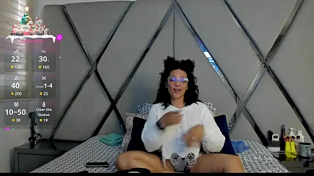 Snapshot of paula_daniela1 chatting on 29, 12, 2024 paula daniela1 online show from 29, 12, 2024