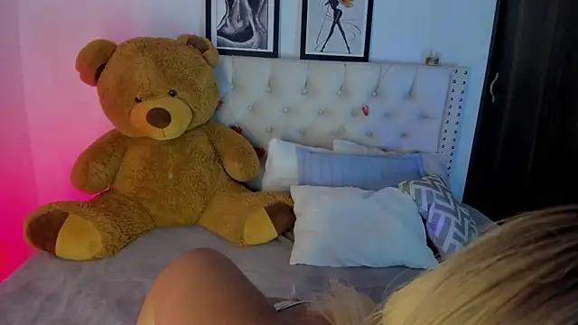 Snapshot of taylor-sexyy chatting on 26, 3, 2026 taylor-sexyy online show from 26, 3, 2026