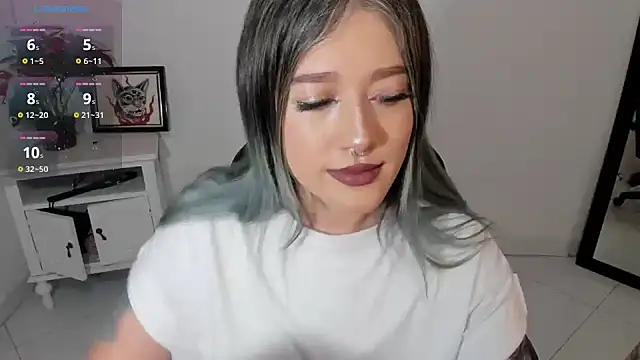 kat apple online show from 28, 11, 2025