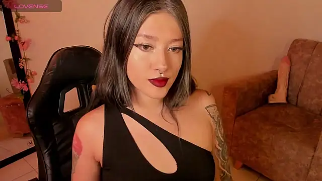 Snapshot of kat_apple chatting on 3, 4, 2026 kat apple online show from 3, 4, 2026