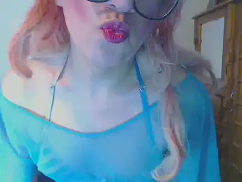Snapshot of LorenJade chatting on 7, 12, 2024 LorenJade online show from 7, 12, 2024