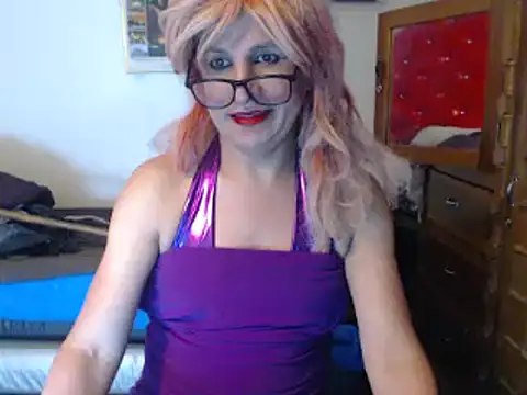 Snapshot of LorenJade chatting on 4, 2, 2025 LorenJade online show from 4, 2, 2025
