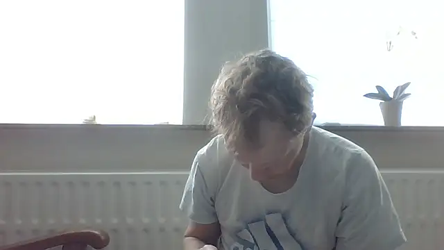 Snapshot of bertolini chatting on 7, 4, 2026 bertolini online show from 7, 4, 2026