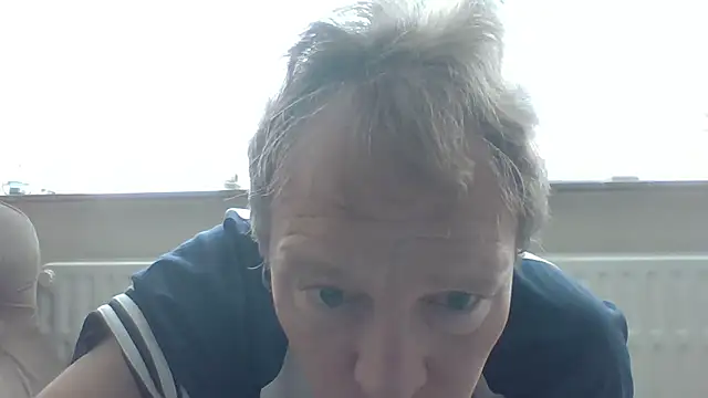 Snapshot of bertolini chatting on 22, 4, 2026 bertolini online show from 22, 4, 2026