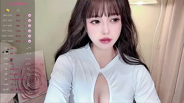 Snapshot of Dolv_1o chatting on 2, 1, 2025 Dolv 1o online show from 2, 1, 2025