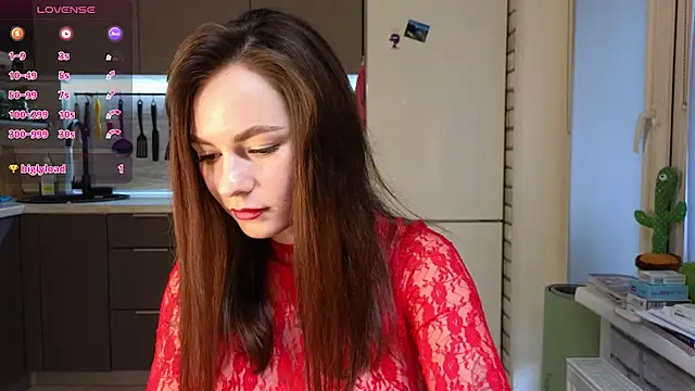 girl with snaketatto0 online show from 21, 3, 2025