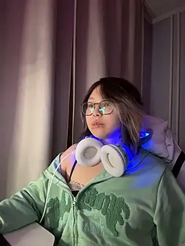 maydaykimmy online show from 4, 12, 2025