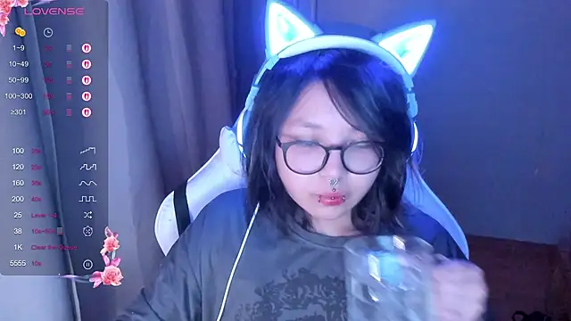 Snapshot of maydaykimmy chatting on 6, 3, 2026 maydaykimmy online show from 6, 3, 2026