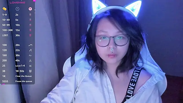 Snapshot of maydaykimmy chatting on 3, 4, 2026 maydaykimmy online show from 3, 4, 2026