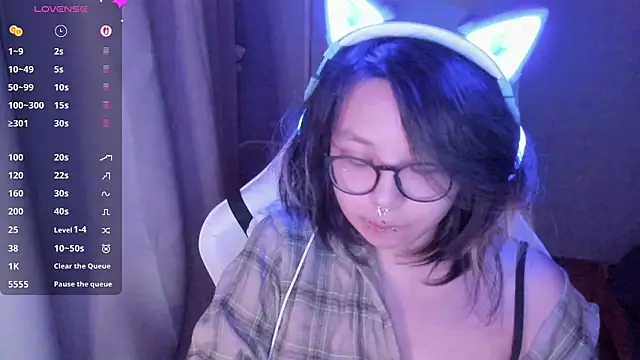 Snapshot of maydaykimmy chatting on 13, 4, 2026 maydaykimmy online show from 13, 4, 2026