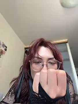 Snapshot of Evangeline_Lawrence_ chatting on 19, 4, 2026 Evangeline Lawrence online show from 19, 4, 2026