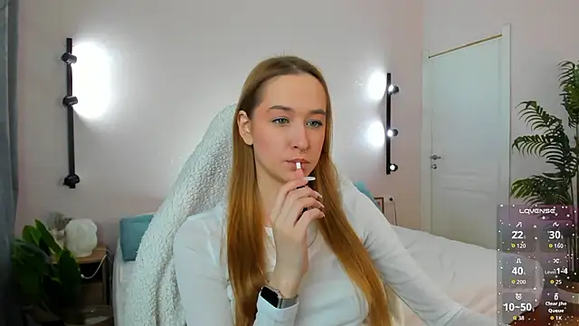 Sweett Monica online show from 24, 3, 2026