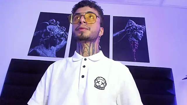 JuanCamiilo 66 online show from 10, 10, 2025