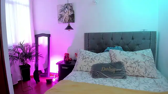 Snapshot of Melody_bonnie chatting on 10, 4, 2026 Melody bonnie online show from 10, 4, 2026