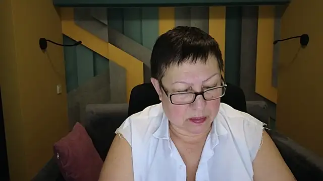Snapshot of BarbaraTurners chatting on 6, 1, 2025 BarbaraTurners online show from 6, 1, 2025