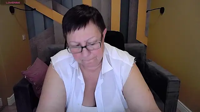 Snapshot of BarbaraTurners chatting on 13, 1, 2025 BarbaraTurners online show from 13, 1, 2025