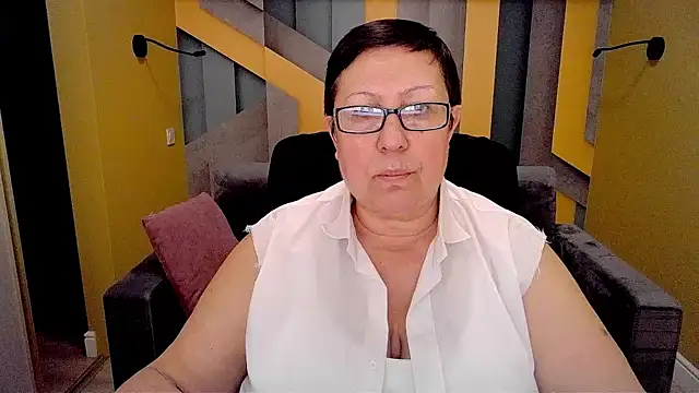 Snapshot of BarbaraTurners chatting on 15, 2, 2025 BarbaraTurners online show from 15, 2, 2025