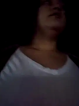 Snapshot of honeeyyy_pot chatting on 15, 12, 2024 honeeyyy pot online show from 15, 12, 2024