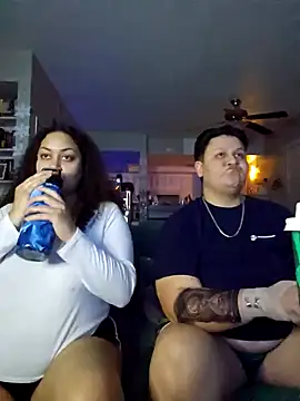 Snapshot of honeeyyy_pot chatting on 15, 12, 2024 honeeyyy pot online show from 15, 12, 2024