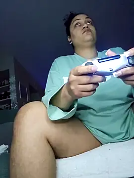 Snapshot of honeeyyy_pot chatting on 17, 12, 2024 honeeyyy pot online show from 17, 12, 2024