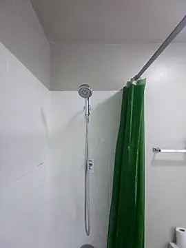 Snapshot of honeeyyy_pot chatting on 1, 1, 2025 honeeyyy pot online show from 1, 1, 2025