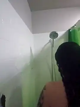 Snapshot of honeeyyy_pot chatting on 9, 1, 2025 honeeyyy pot online show from 9, 1, 2025