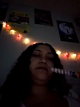 Snapshot of honeeyyy_pot chatting on 11, 1, 2025 honeeyyy pot online show from 11, 1, 2025