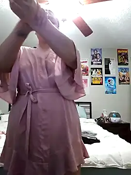 Snapshot of honeeyyy_pot chatting on 22, 1, 2025 honeeyyy pot online show from 22, 1, 2025