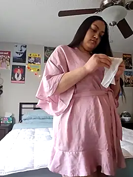 Snapshot of honeeyyy_pot chatting on 27, 1, 2025 honeeyyy pot online show from 27, 1, 2025