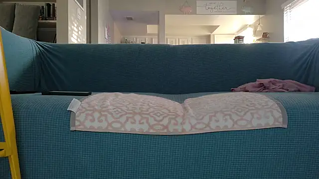 Snapshot of honeeyyy_pot chatting on 19, 2, 2025 honeeyyy pot online show from 19, 2, 2025