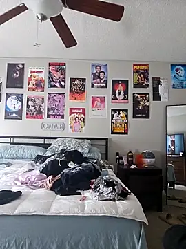 Snapshot of honeeyyy_pot chatting on 17, 3, 2025 honeeyyy pot online show from 17, 3, 2025