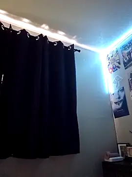 Snapshot of honeeyyy_pot chatting on 10, 9, 2025 honeeyyy pot online show from 10, 9, 2025