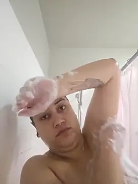 Snapshot of honeeyyy_pot chatting on 22, 9, 2025 honeeyyy pot online show from 22, 9, 2025