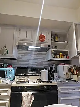 Snapshot of honeeyyy_pot chatting on 29, 11, 2025 honeeyyy pot online show from 29, 11, 2025