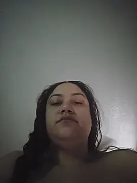 Snapshot of honeeyyy_pot chatting on 30, 11, 2025 honeeyyy pot online show from 30, 11, 2025