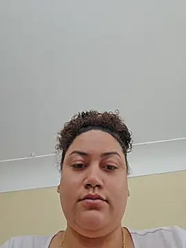 Snapshot of honeeyyy_pot chatting on 16, 4, 2026 honeeyyy pot online show from 16, 4, 2026