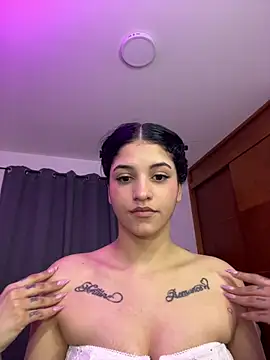 Snapshot of ShawtySlammed chatting on 4, 3, 2026 ShawtySlammed online show from 4, 3, 2026