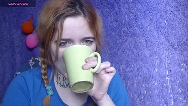 Snapshot of Yours_good_mood chatting on 21, 10, 2025 Yours good mood online show from 21, 10, 2025