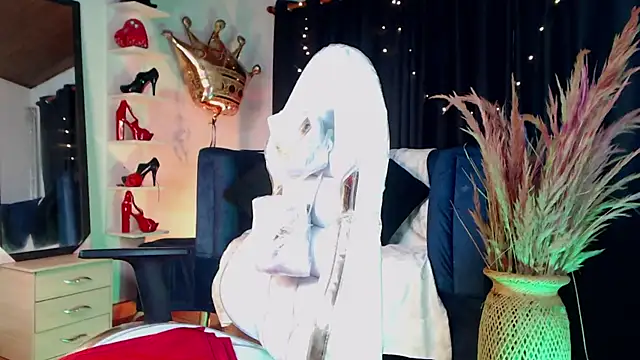 Snapshot of KorayRoussel chatting on 7, 3, 2025 KorayRoussel online show from 7, 3, 2025