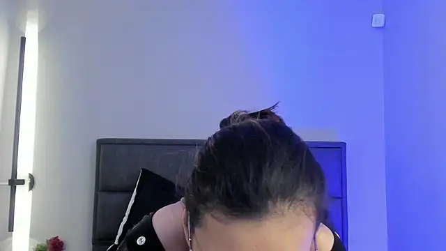 bulma bambina  online show from 25, 9, 2025