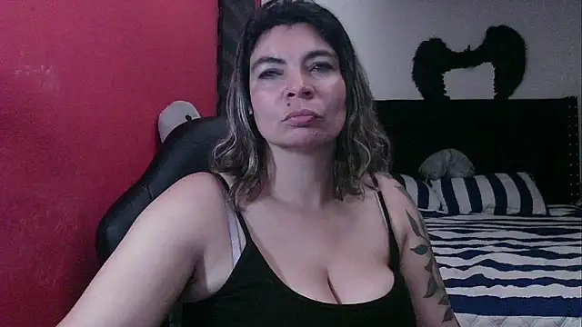 charlotedoll online show from 17, 4, 2026