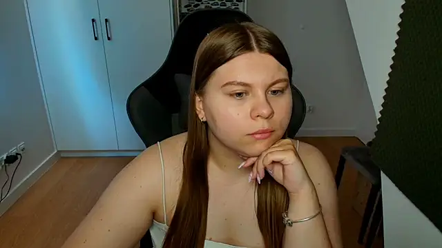 Snapshot of AbbyPleasure chatting on 25, 7, 2026 AbbyPleasure online show from 25, 7, 2026